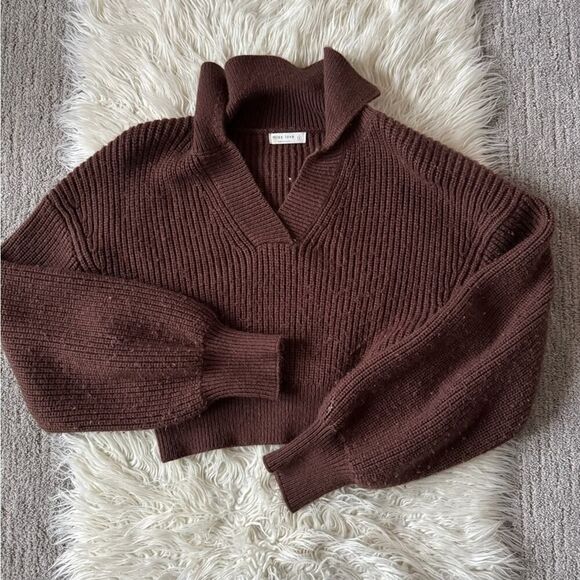 Sweaters - Miss Love Brown Collar Crop Sweater